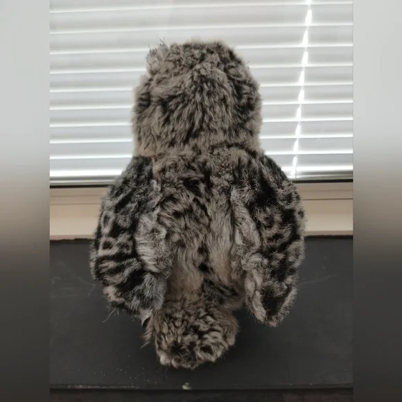 Aurora Great Horned Owl 9" Stuffed Realistic Animal Plush - Picture 5 of 13